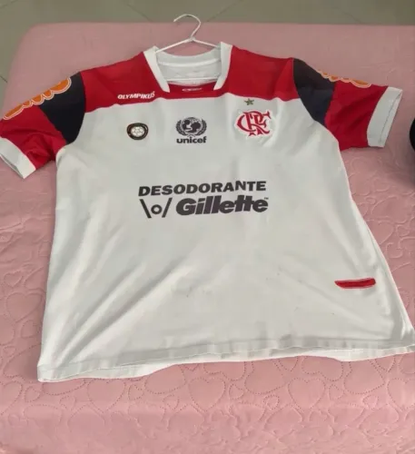 Camisa retrô 2010