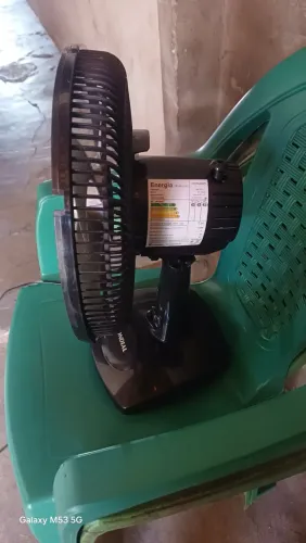 Ventilador pequeno de criança