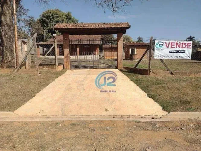 Chácara com 3000 metros com casa c/piscina e área de lazer