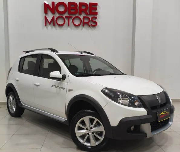 Renault Sandero Stepway Hi-power 1.6 8V 5P 2014