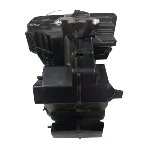 Caixa Ventilação Interna Ar Quente Gm Celta 2001 A 2010