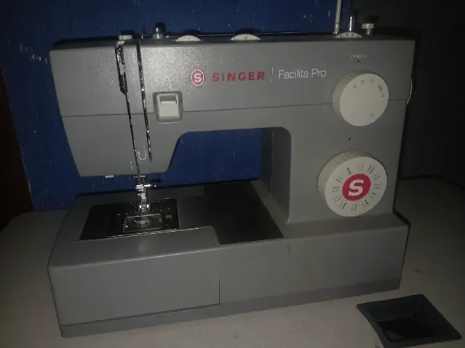 Máquina Costura Singer HD4423 Muito Nova | Pouco Uso | Completa