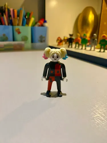 Arlequina, Playmobil, DC, Coleção Kinder Ovo