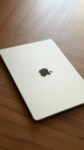 MACBOOK M2 13" / 16GB RAM / 256GB
