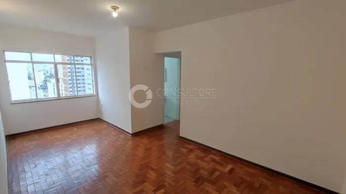 Apto à venda na V. Mariana, São Paulo: 78m², 2 dorms, 2 banheiros por R$ 550 mil.
