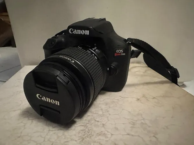 Câmera CANON