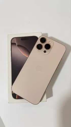 iPhone 16 Pro Max 256GB Rosé semi novo
