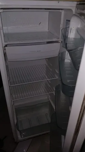Vendo geladeira
