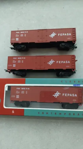 3 Vagões FRC Fepasa, fora de catálogo 
