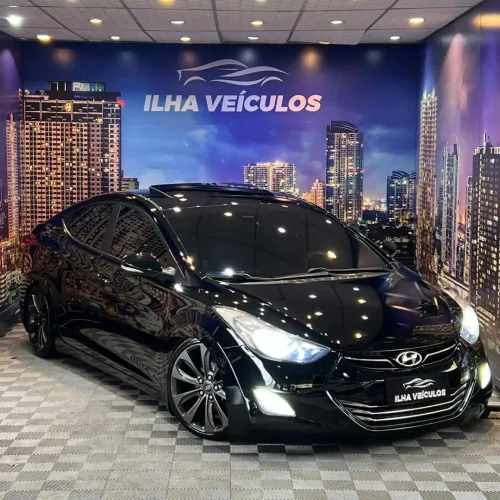 Hyundai Elantra GLS 1.8 16V Aut. 2013