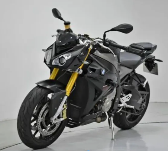 BMW S1000R