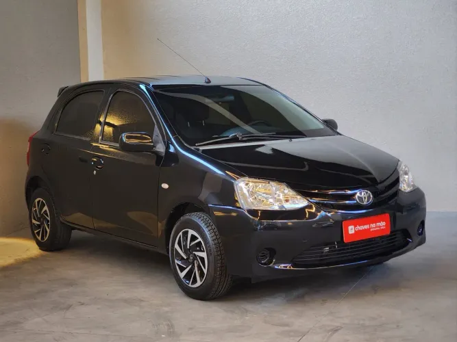 Toyota Etios XS 1.3 Flex 16V 5P Mec. 2013