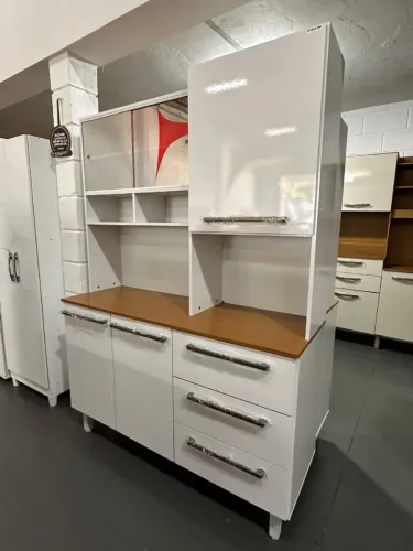Armário de cozinha 1.30m