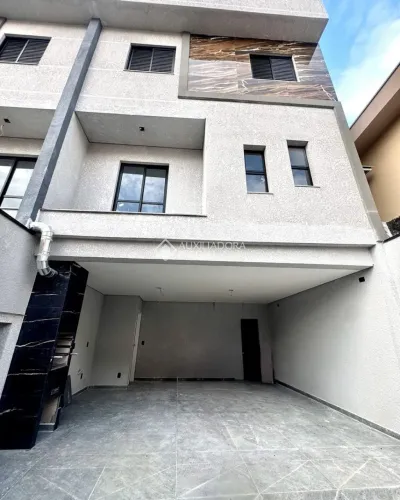 Sobrado à Venda - Bairro Pinheirinho | Santo André/SP