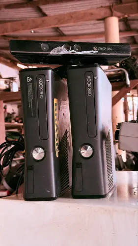 2 x box 360 + 1 kinect para reparo