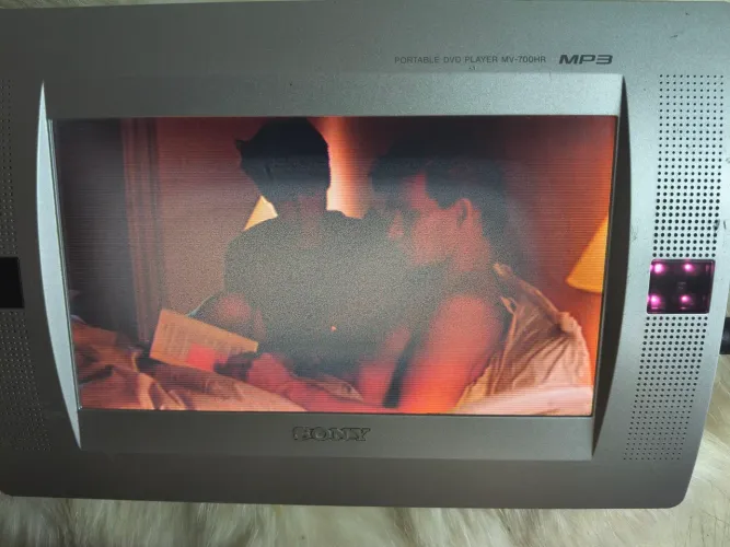 Dvd portátil Sony MV 700r