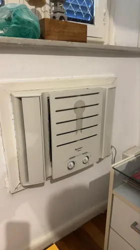 Ar Condicionado janela 10.000 BTUs (220v) Springer Midea