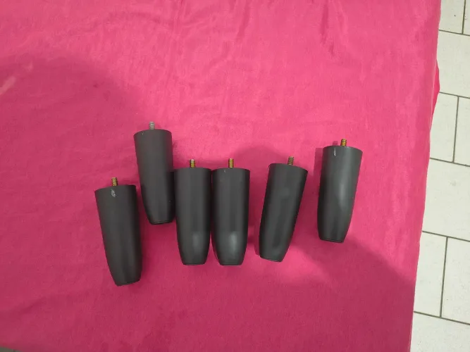Kit com 6 unidades pé de cama