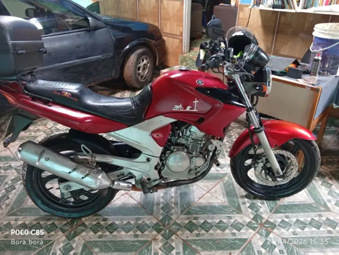 Ótima fazer 250,doc em dias no meu nome. Dut em branco , 2 pneus novos .