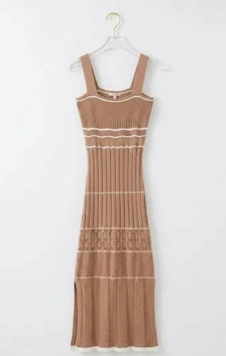 ? Lote com 6 Vestidos Femininos de Marca | Ideal para Revenda