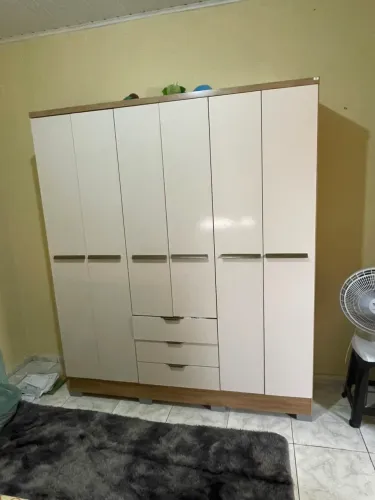 Guarda roupa de casal