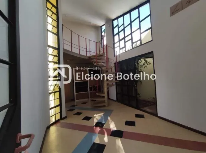 Casa para aluguel, 4 quartos, 1 suíte, 1 vaga, JARDIM KARAIBA - Uberlândia/MG