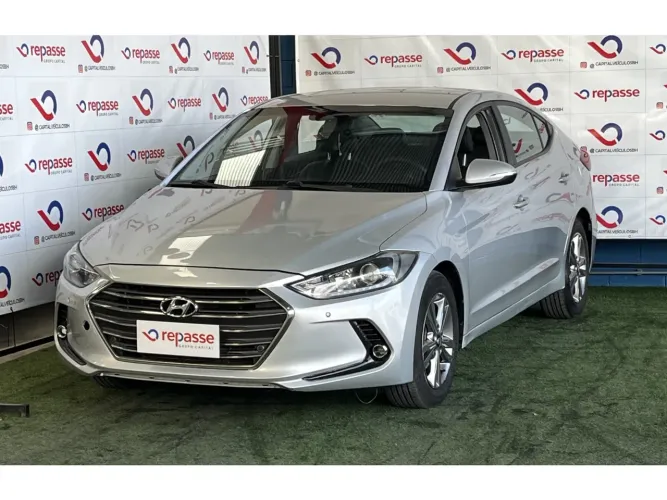 Hyundai Elantra 2.0 16V Flex Aut. 2017