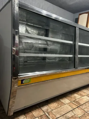 Balcão Refrigeração, bebidas e outros.