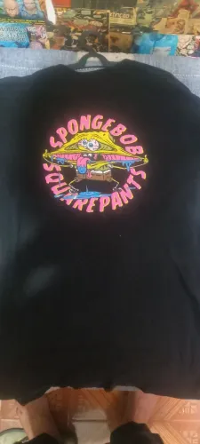 Camiseta preta M BoB Esponja.?