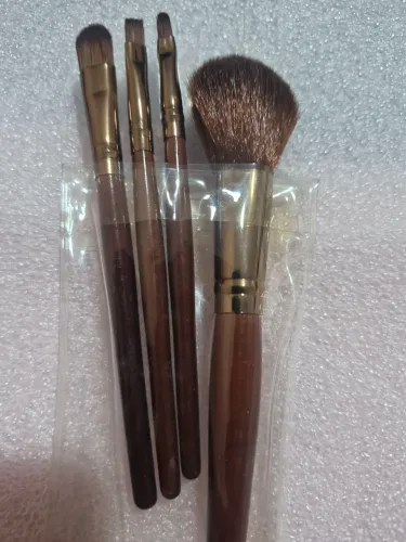 Conjunto 4 mini pincéis para maquiagem 