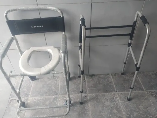 Cadeira de banho,andador