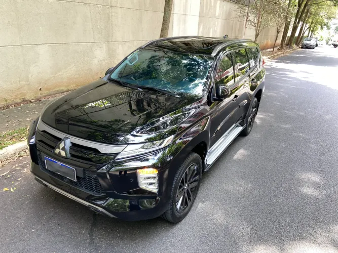 Mitsubishi Pajero Sport Le.black 2.4 4X4 (die) Aut. 2024