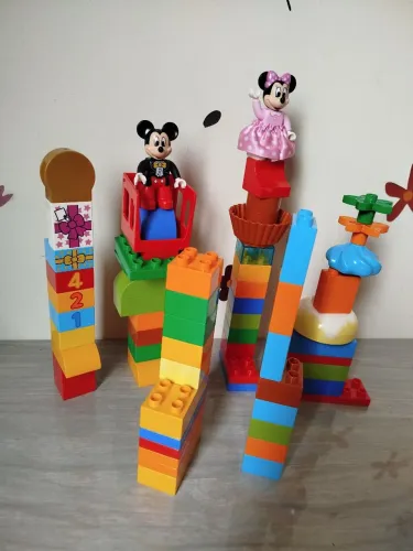 2 cenários de lego