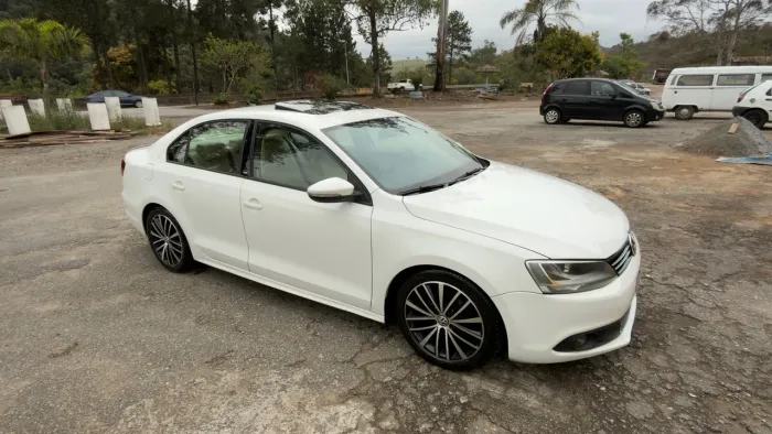 Volkswagen Jetta Comfortline 2.0 T.flex 8V 4P Tipt. 2013