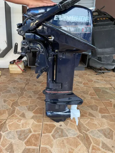 Motor 15 EVINRUDE 2002