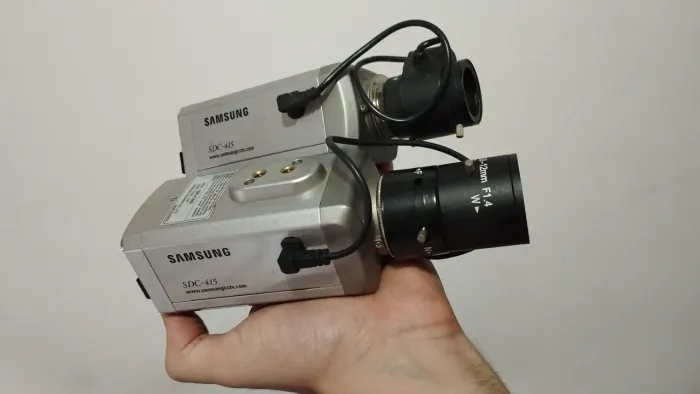 Duas Câmeras CFTV Samsung. Acompanha Lentes