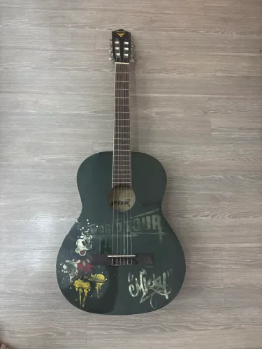? Violão Phoenix Mickey Mouse Disney Seminovo - Usado Apenas 3 Vezes