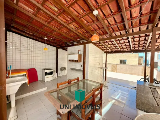 Cobertura duplex à venda na Praia do Morro em Guarapari