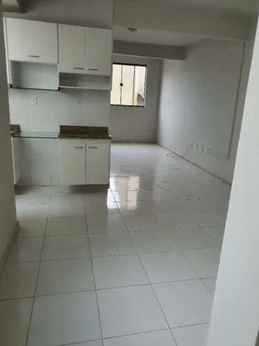 Alugo apartamento no Candeias: em frente ao Boulevard Shopping