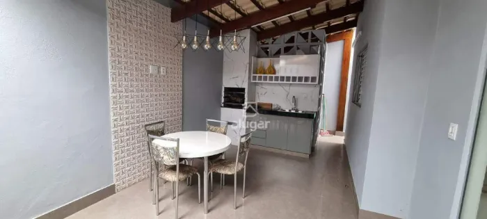 Casa para alugar, 2 quartos, 2 vagas, São Judas Tadeu - Montes Claros/MG - R$ 2.000,00 - A