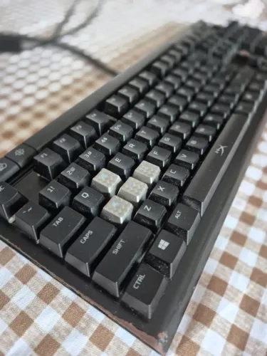 HyperX Alloy Elite - Teclado Mecânico