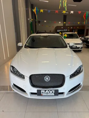 Jaguar XF 2.0 Turbo 16V 240cv Aut. 2013