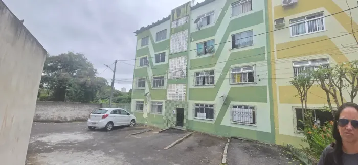 Apartamento térreo, 2 quartos no Recanto dos Pássaros, no Resgate..