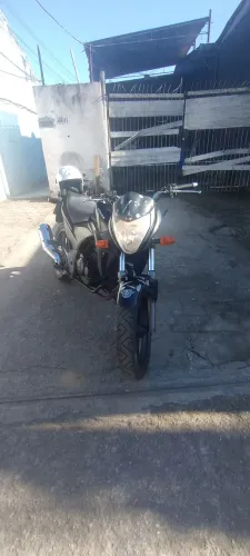 Cb 300R