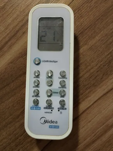 Vendo controle de ar-condicionado Midea por 50 reais para vir retirar ok não faço entrega