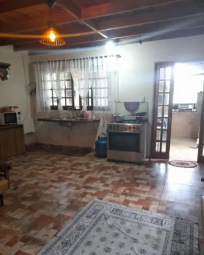 Chácara à venda no bairro Vila São Geraldo, em São José dos Campos/SP.