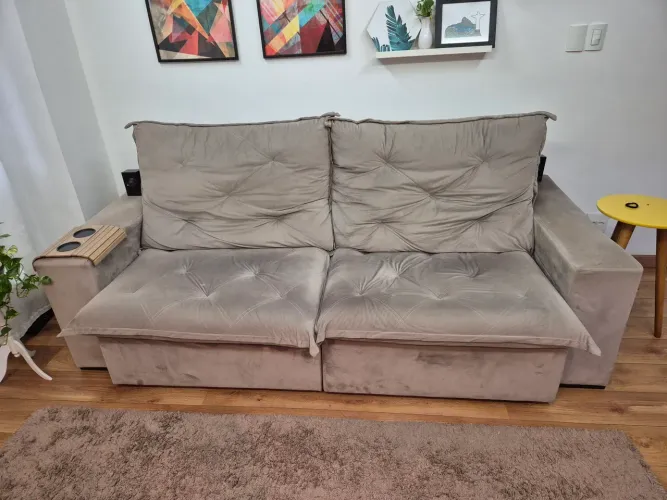 Sofá retrátil