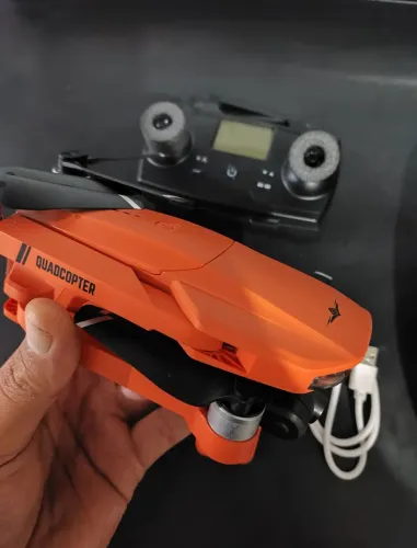 Drone kf102 funcionando perfeitamente