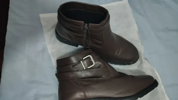 Linda Bota de Couro 38