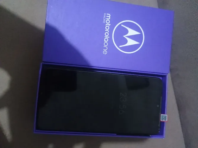 Motorola onde macro 64g 2 chip ou 1 chip + cartão de memória